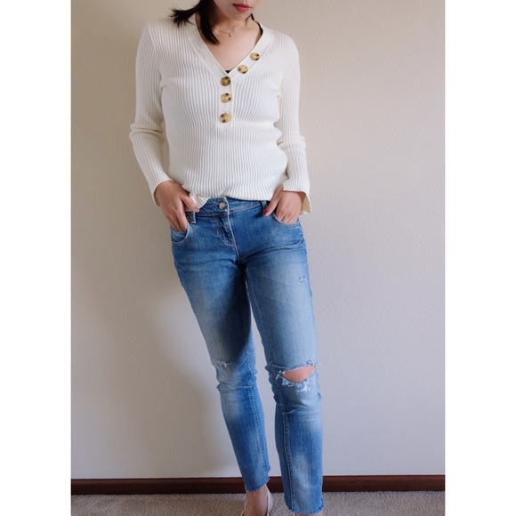 *SOLD*River Island Raw Hem Distressed Jeans - Picture 8 of 8